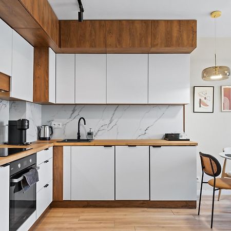 Rentplanet - Apartament Miedzynarodowa Warsawa Bagian luar foto